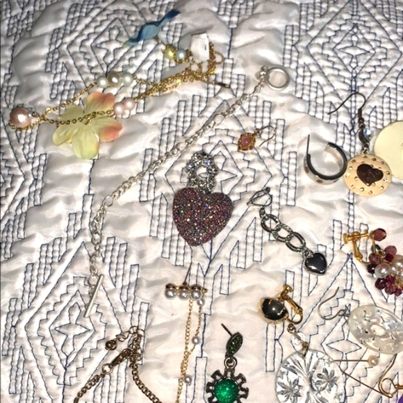 Assorted project items - Picture 3 of 17